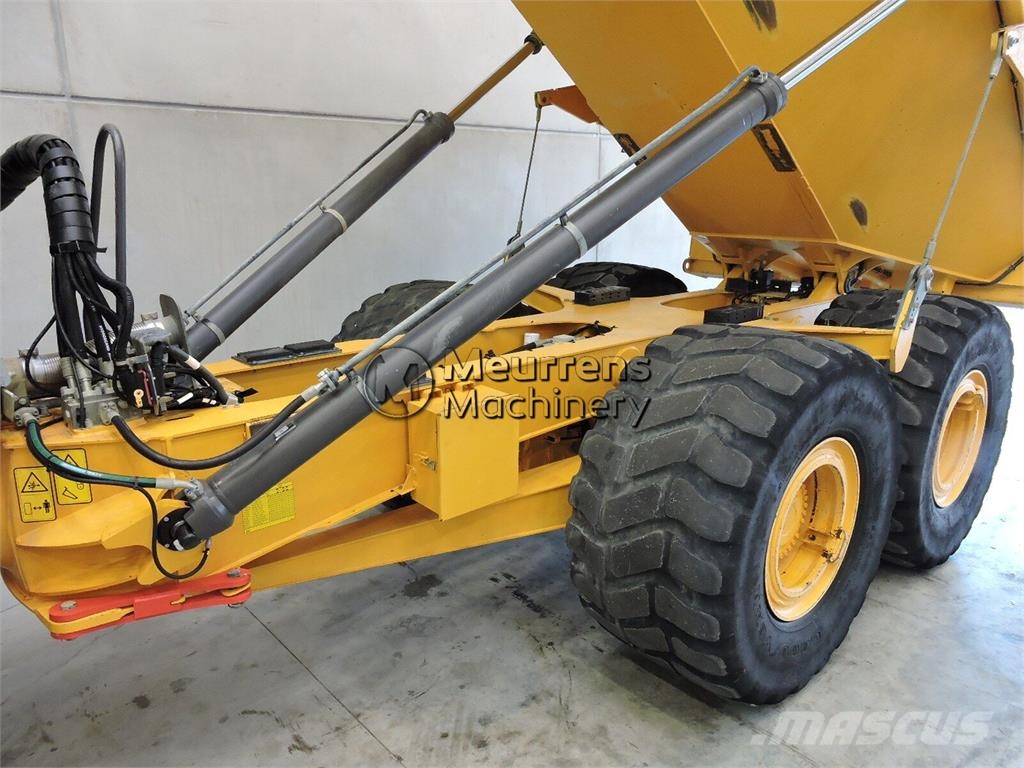 Volvo A30G Зчленовані самоскиди