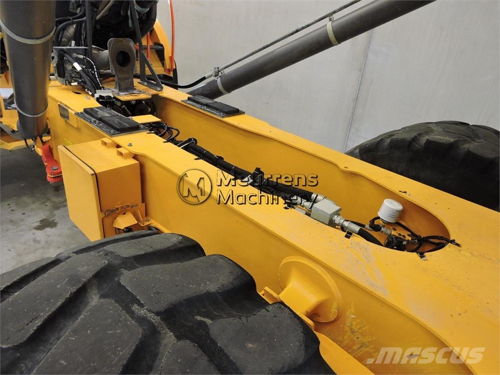 Volvo A30G Зчленовані самоскиди