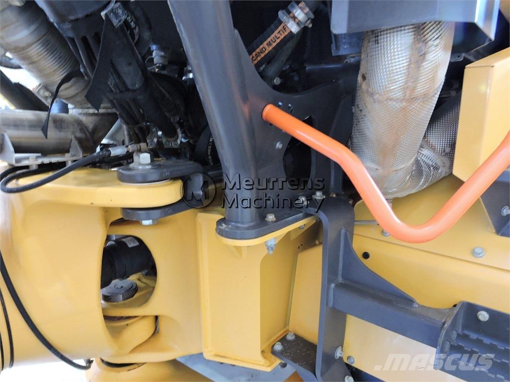 Volvo A30G Зчленовані самоскиди