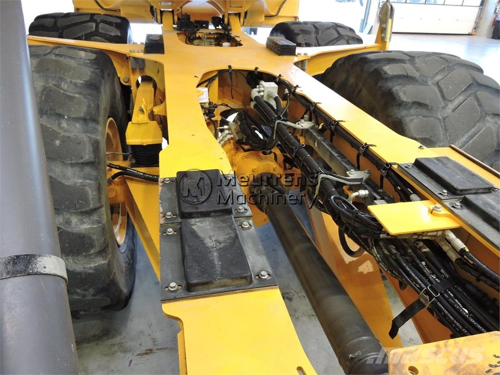 Volvo A30G Зчленовані самоскиди