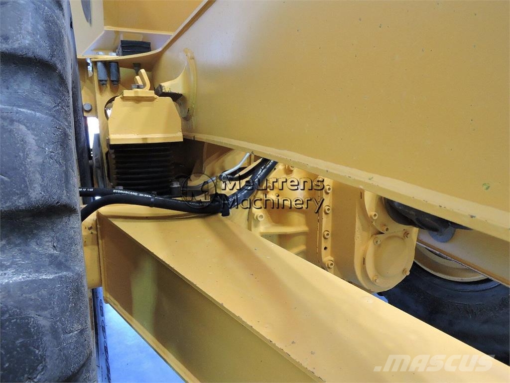 Volvo A30G Зчленовані самоскиди