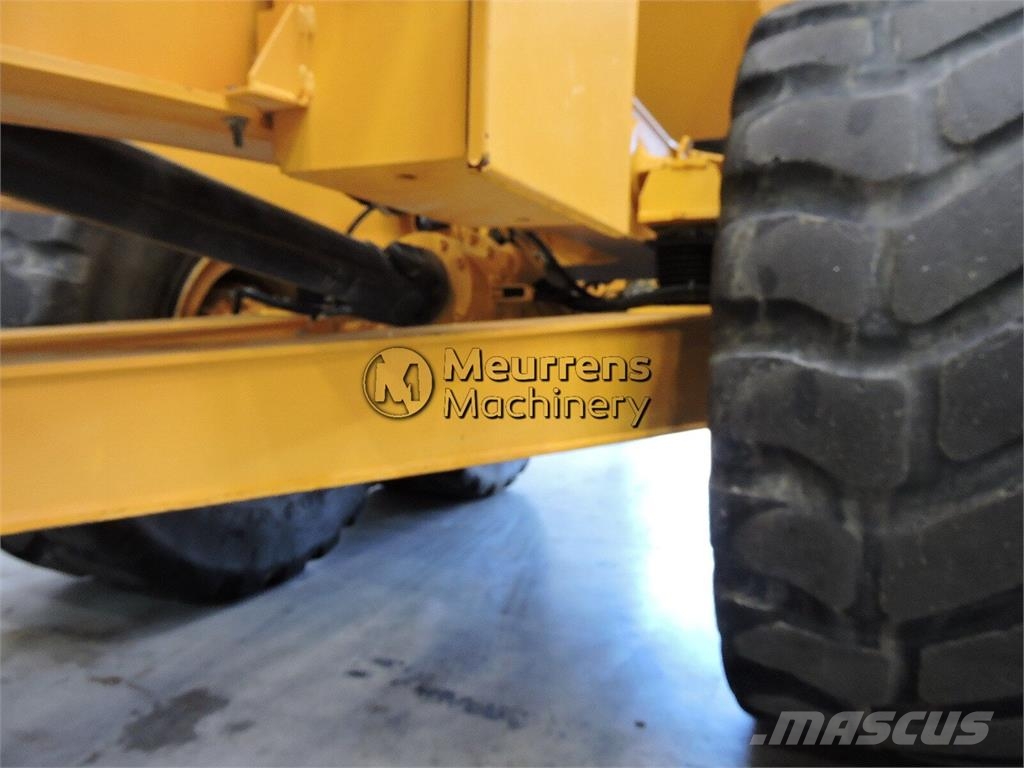 Volvo A30G Зчленовані самоскиди