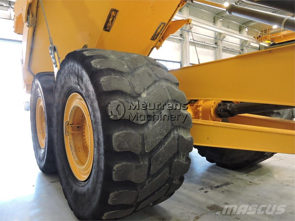 Volvo A30G Зчленовані самоскиди