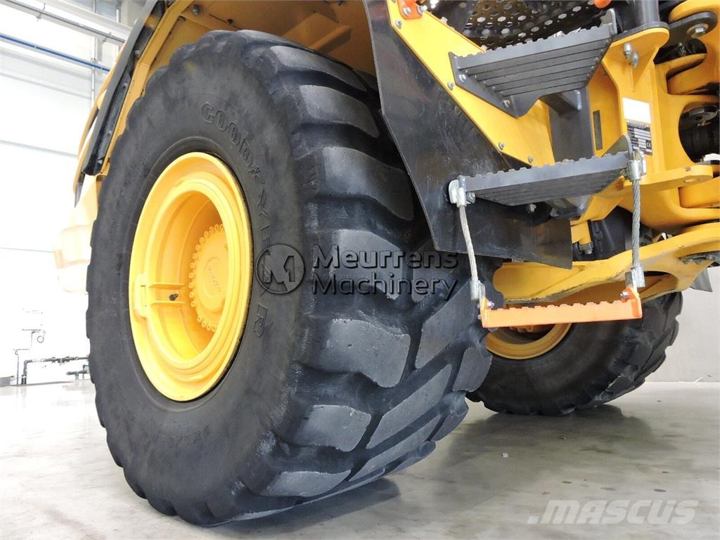 Volvo A30G Зчленовані самоскиди