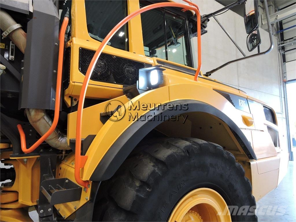 Volvo A30G Зчленовані самоскиди