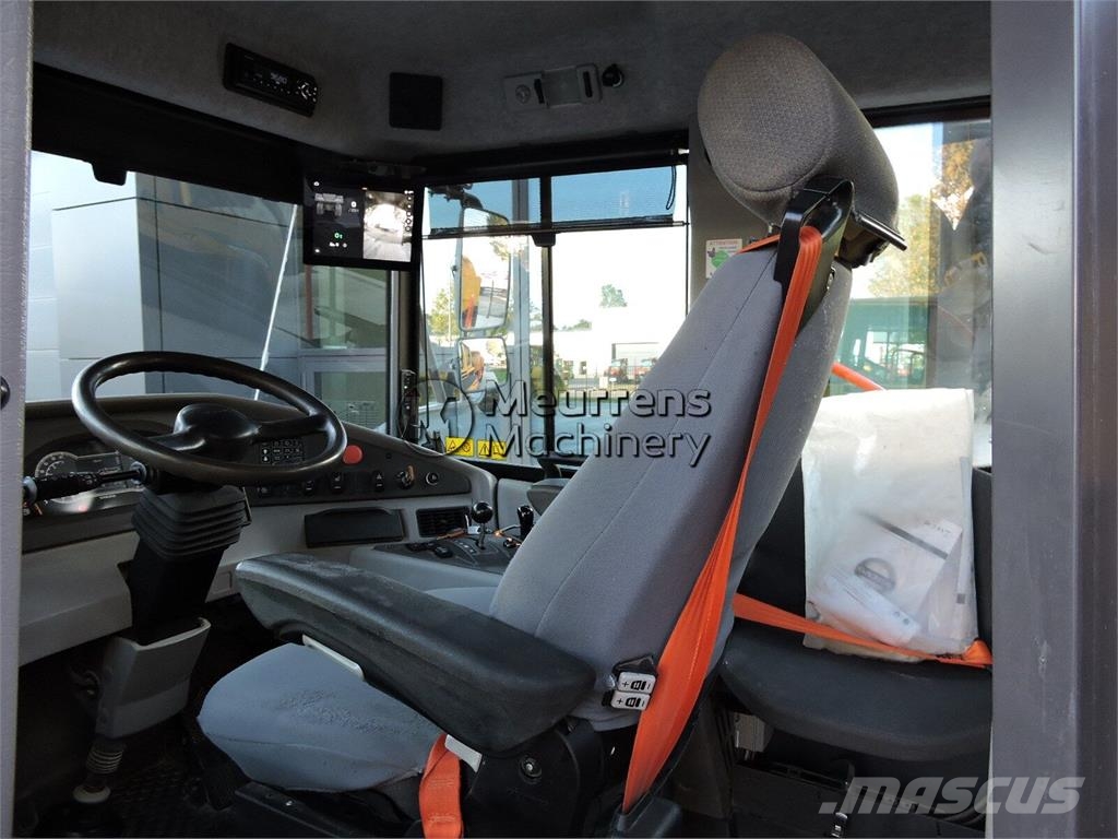 Volvo A30G Зчленовані самоскиди