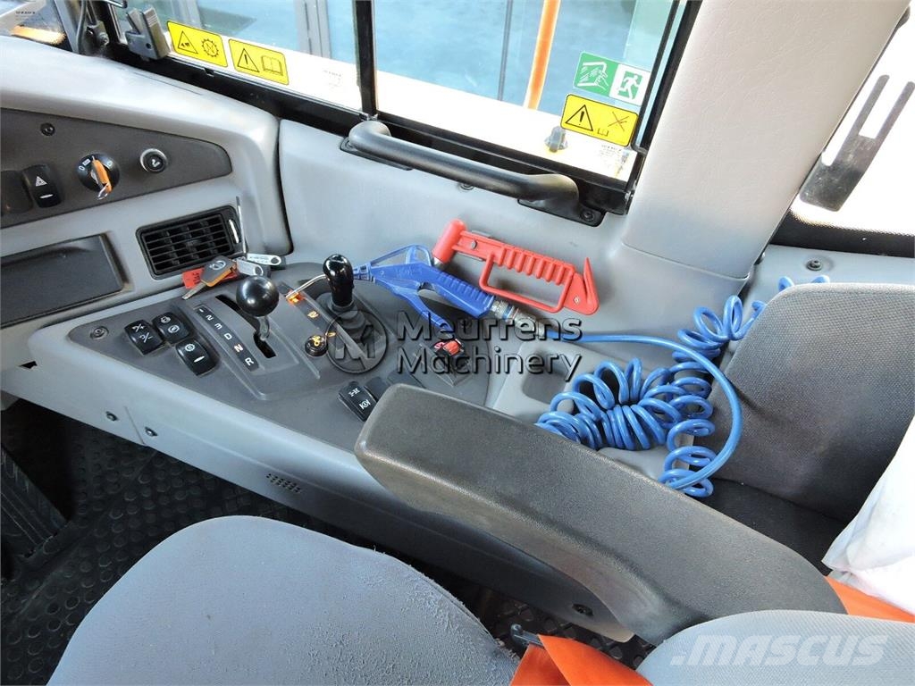 Volvo A30G Зчленовані самоскиди