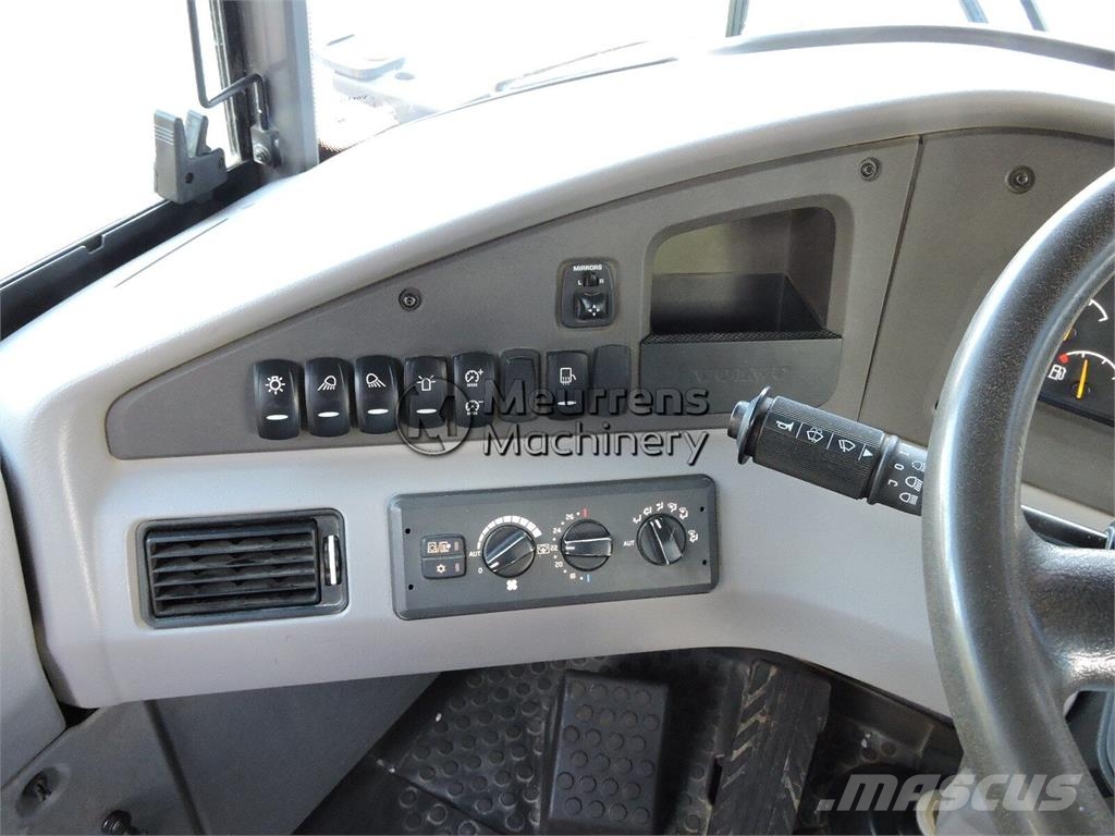 Volvo A30G Зчленовані самоскиди