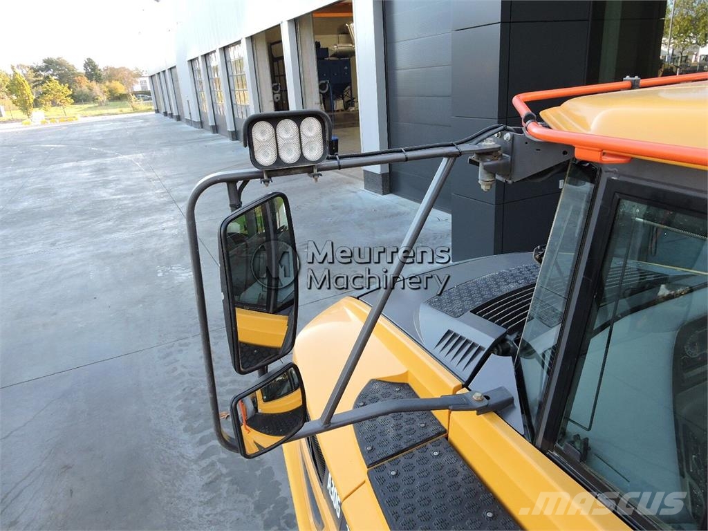 Volvo A30G Зчленовані самоскиди