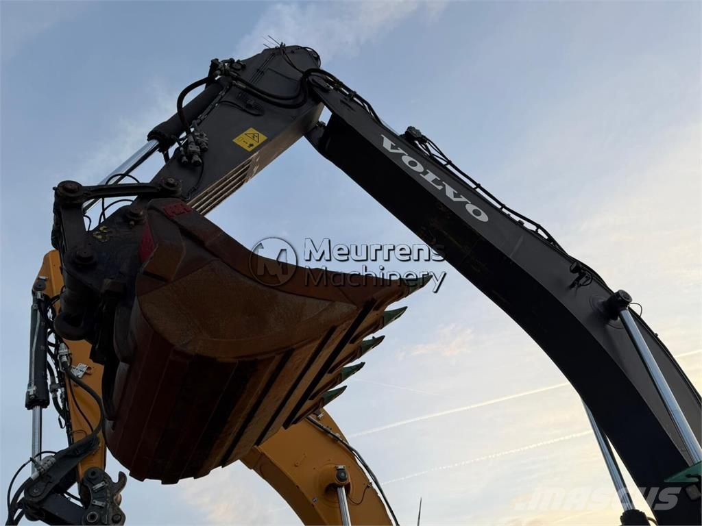 Volvo EC300EL Crawler excavators