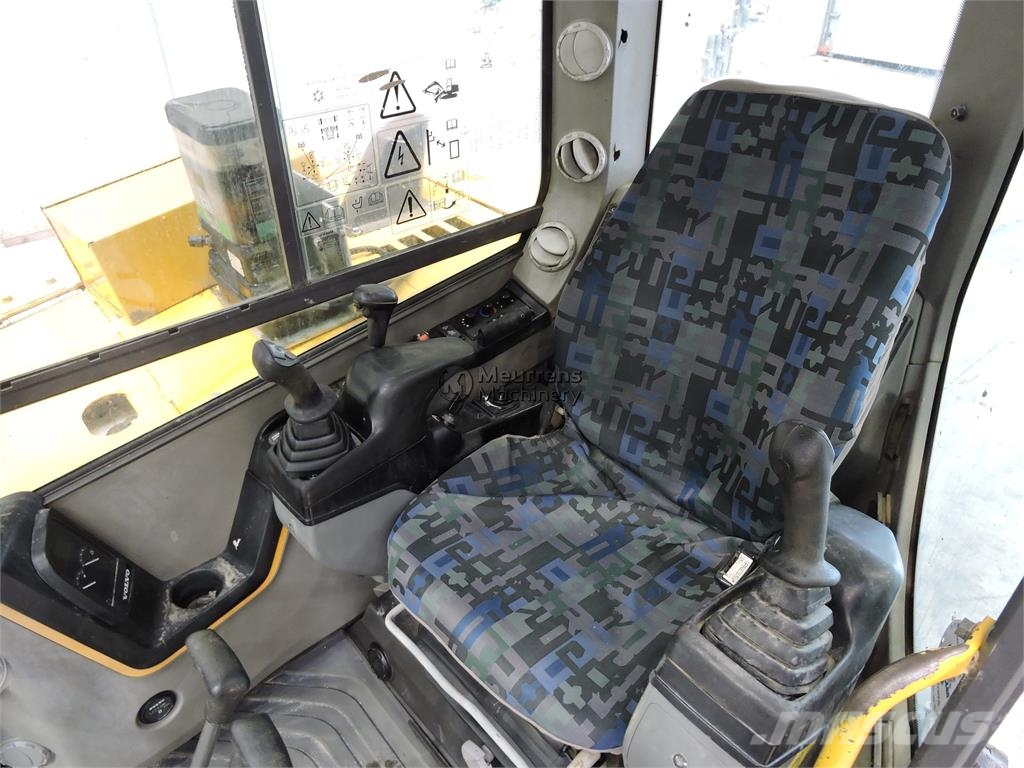 Volvo ECR 88 D Automatic Greasing معدات البناء - غير ذلك
