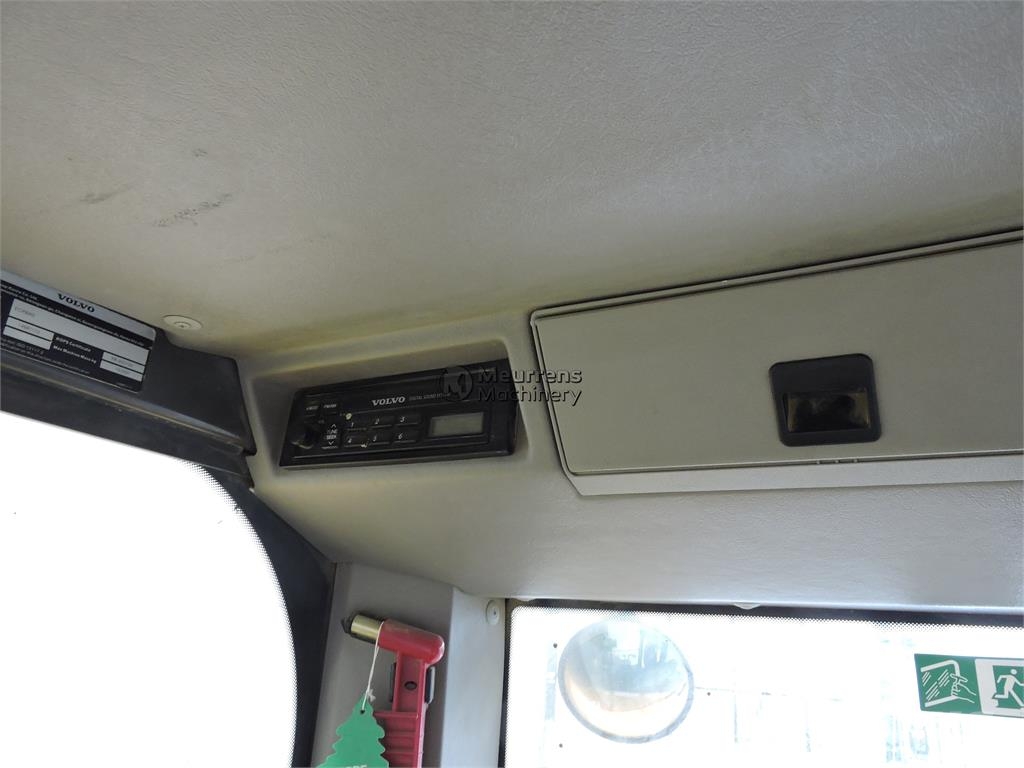 Volvo ECR 88 D Automatic Greasing معدات البناء - غير ذلك
