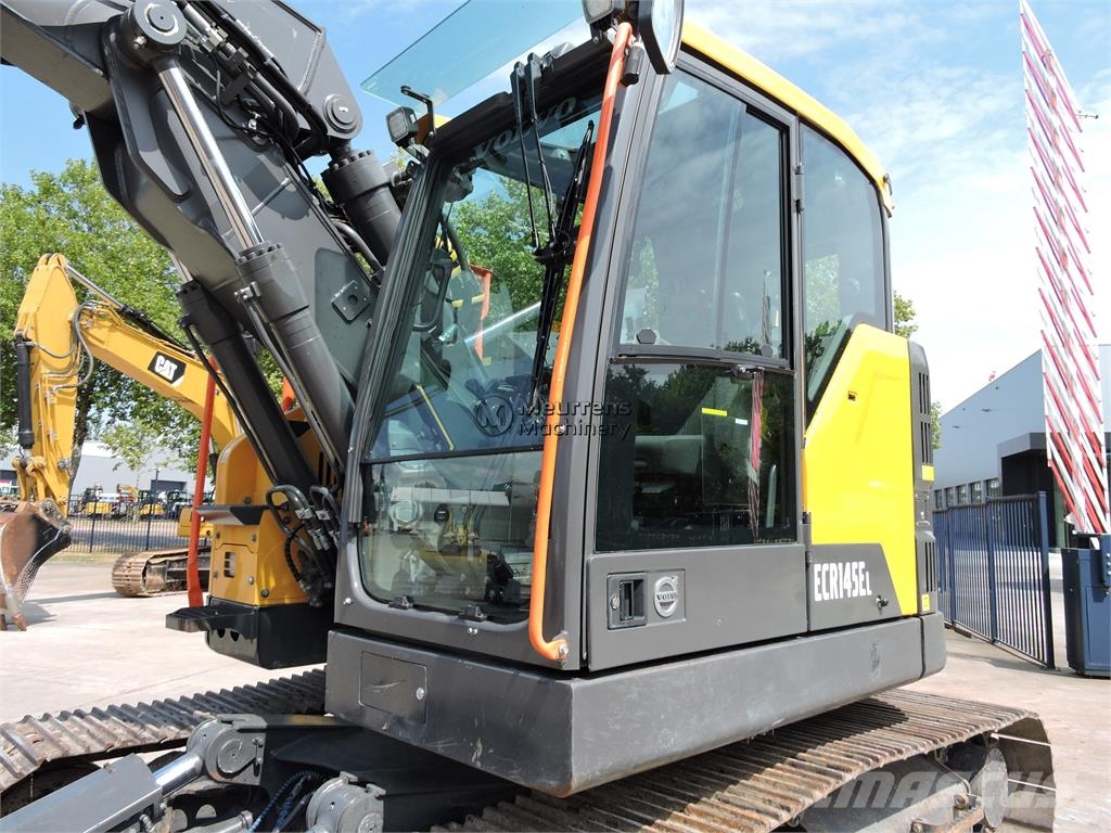 Volvo ECR145 حفارات زحافة