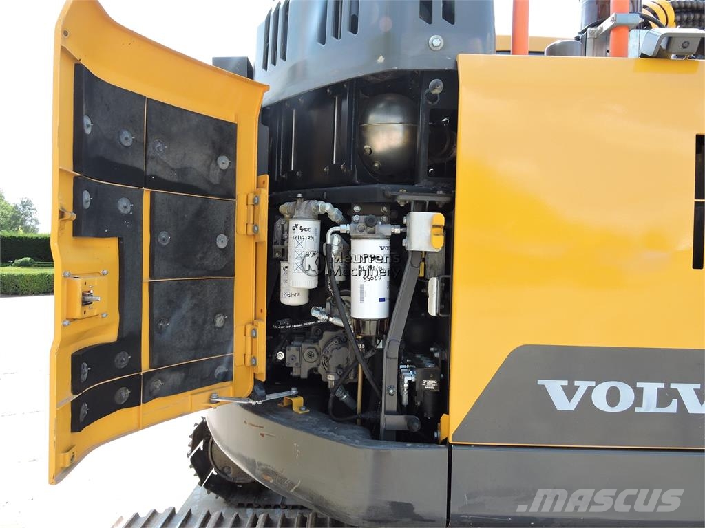 Volvo ECR145 حفارات زحافة