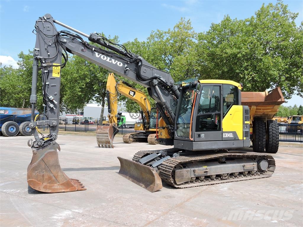 Volvo ECR145 حفارات زحافة