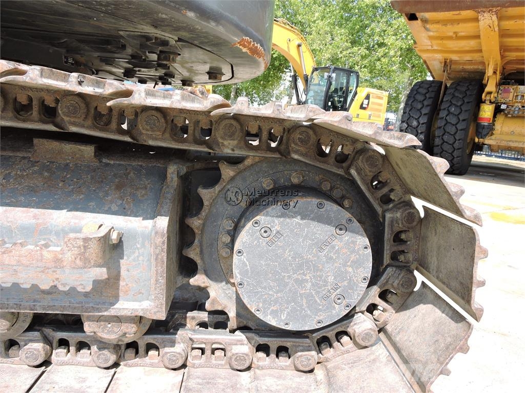 Volvo ECR145 حفارات زحافة