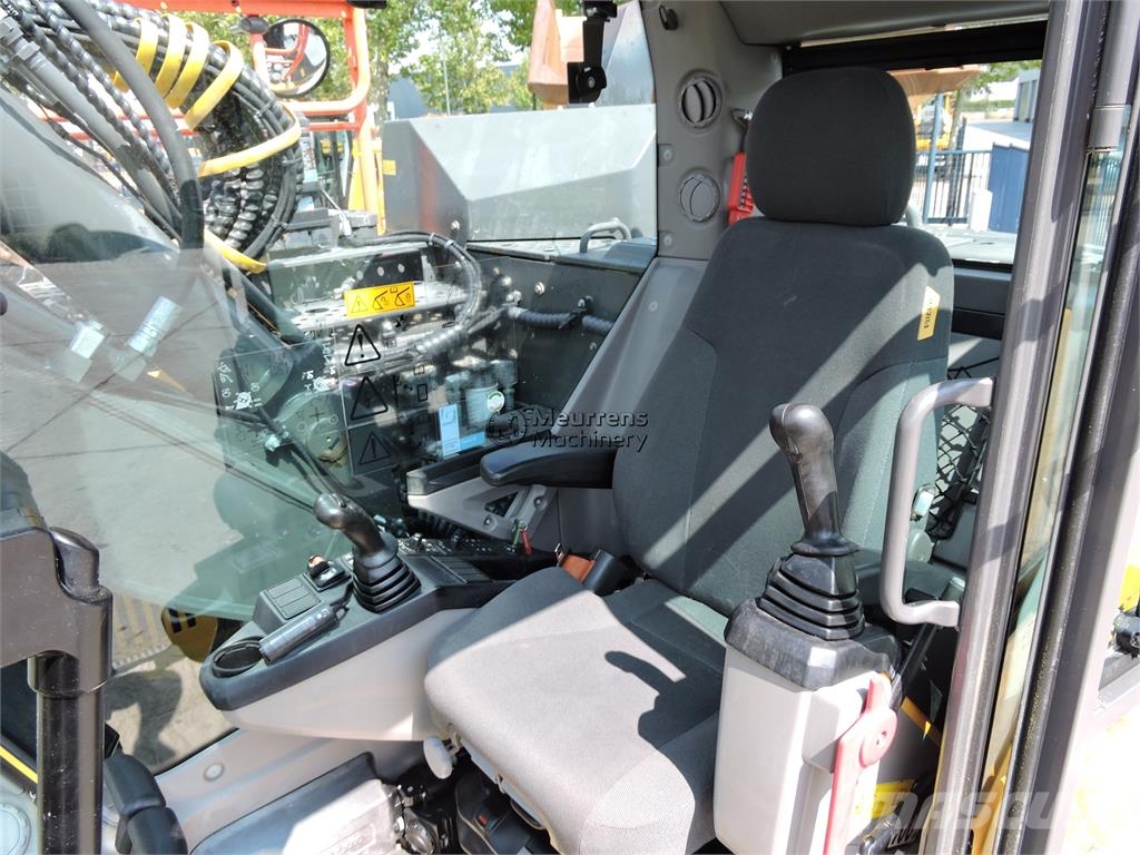 Volvo ECR145EL Excavatoare pe șenile