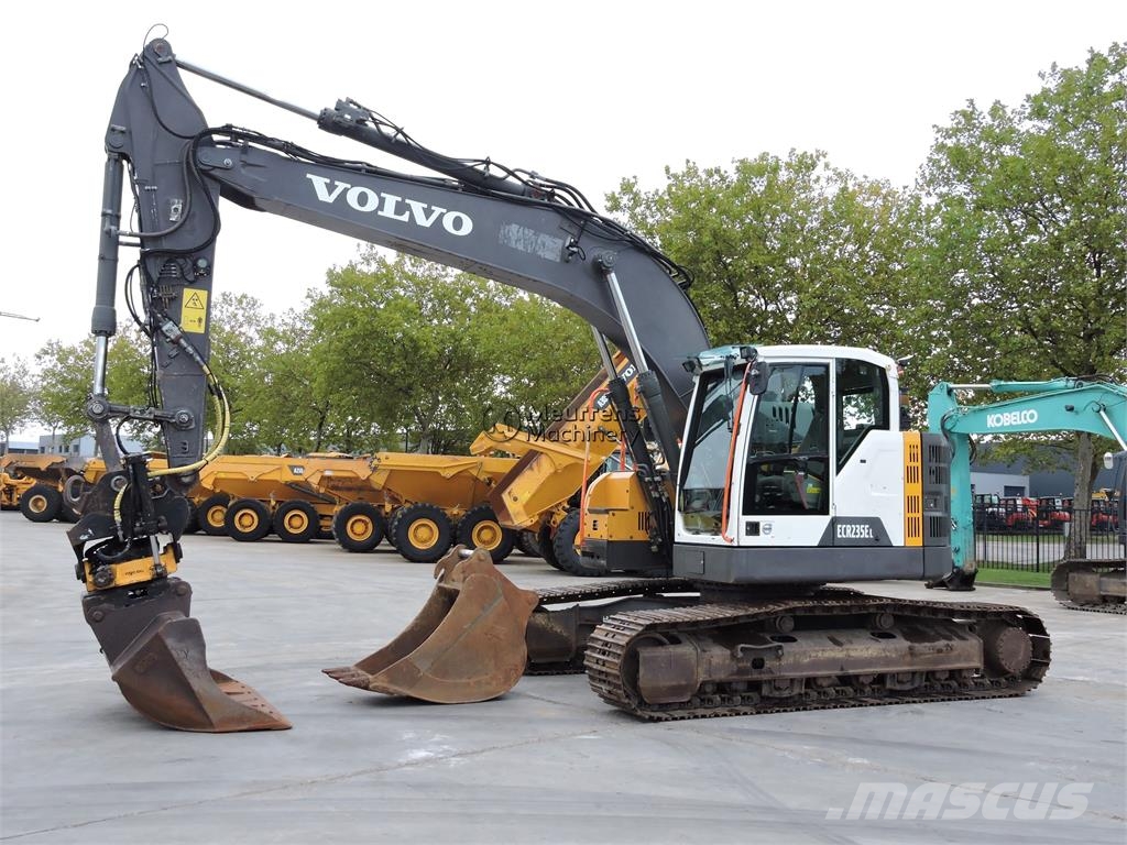 Volvo ECR235 Raupenbagger