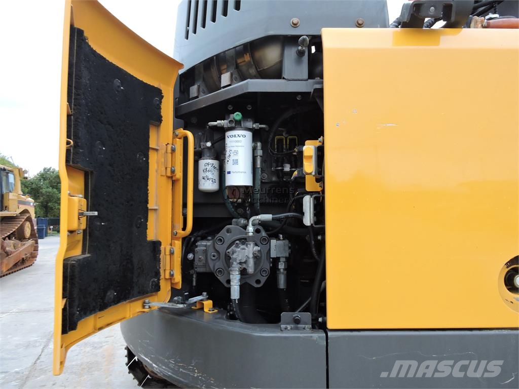 Volvo ECR235 Raupenbagger