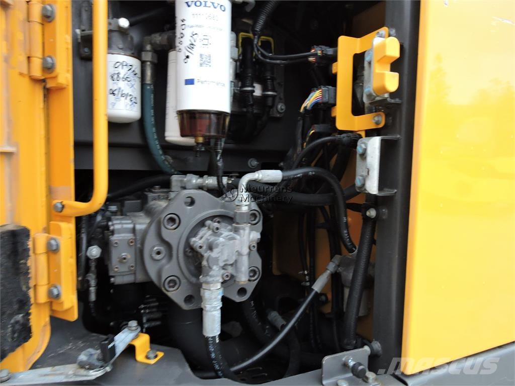 Volvo ECR235 Raupenbagger