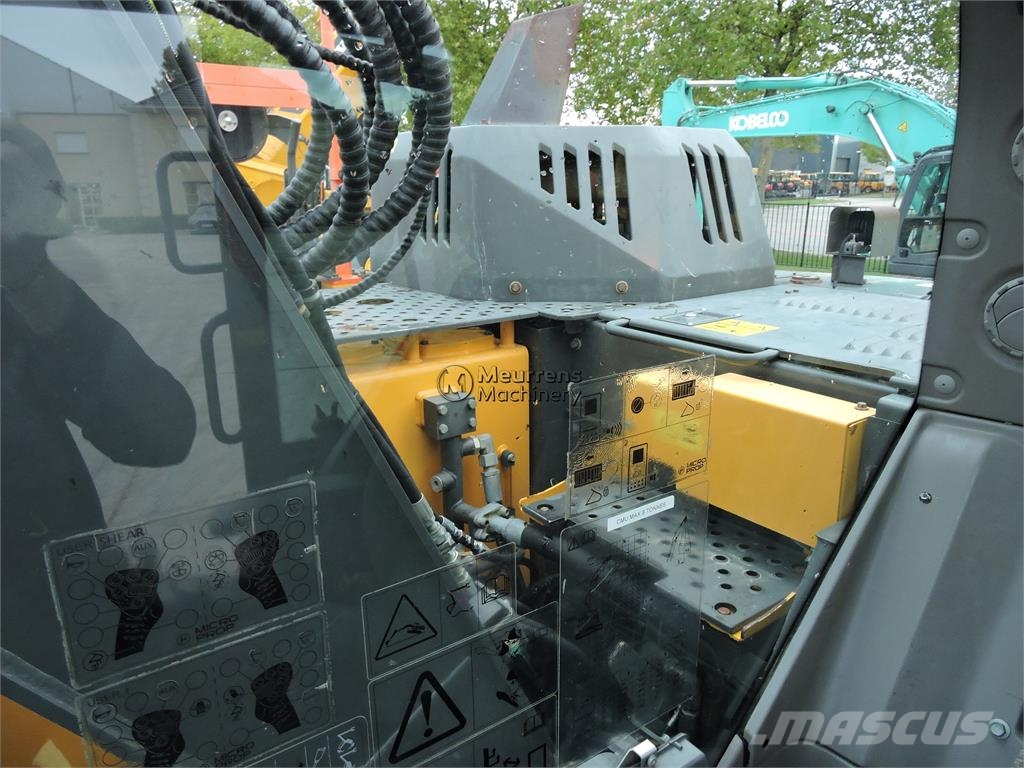 Volvo ECR235 Raupenbagger