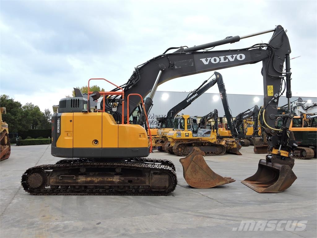 Volvo ECR235 Raupenbagger