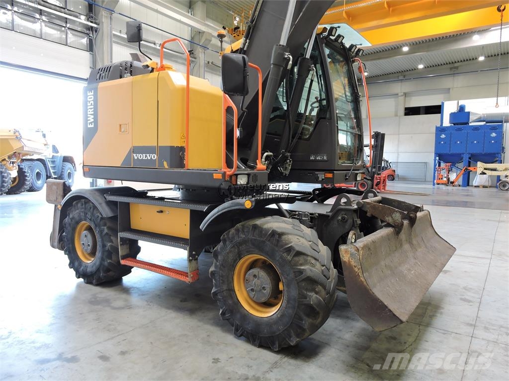 Volvo EWR150E Wielgraafmachines