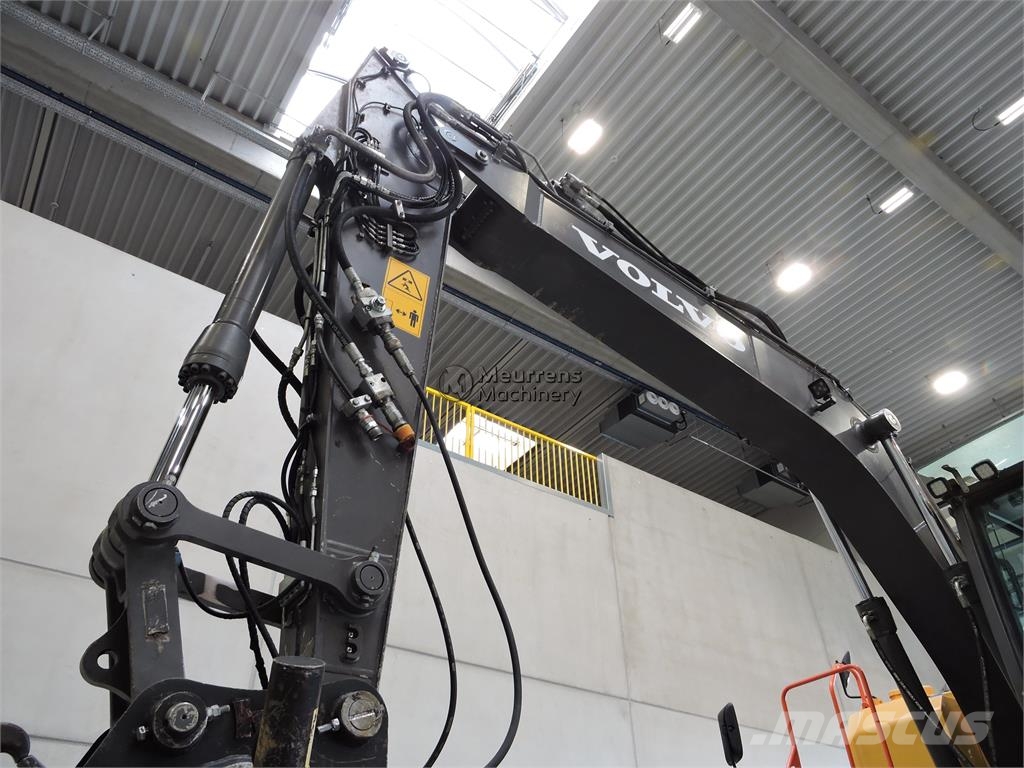 Volvo EWR150E Wielgraafmachines