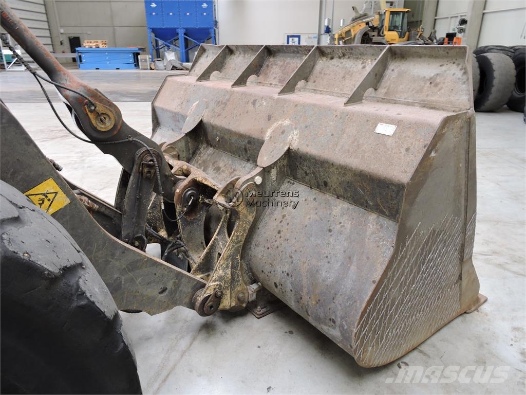Volvo L120F Sw/3rd function Hjullastere