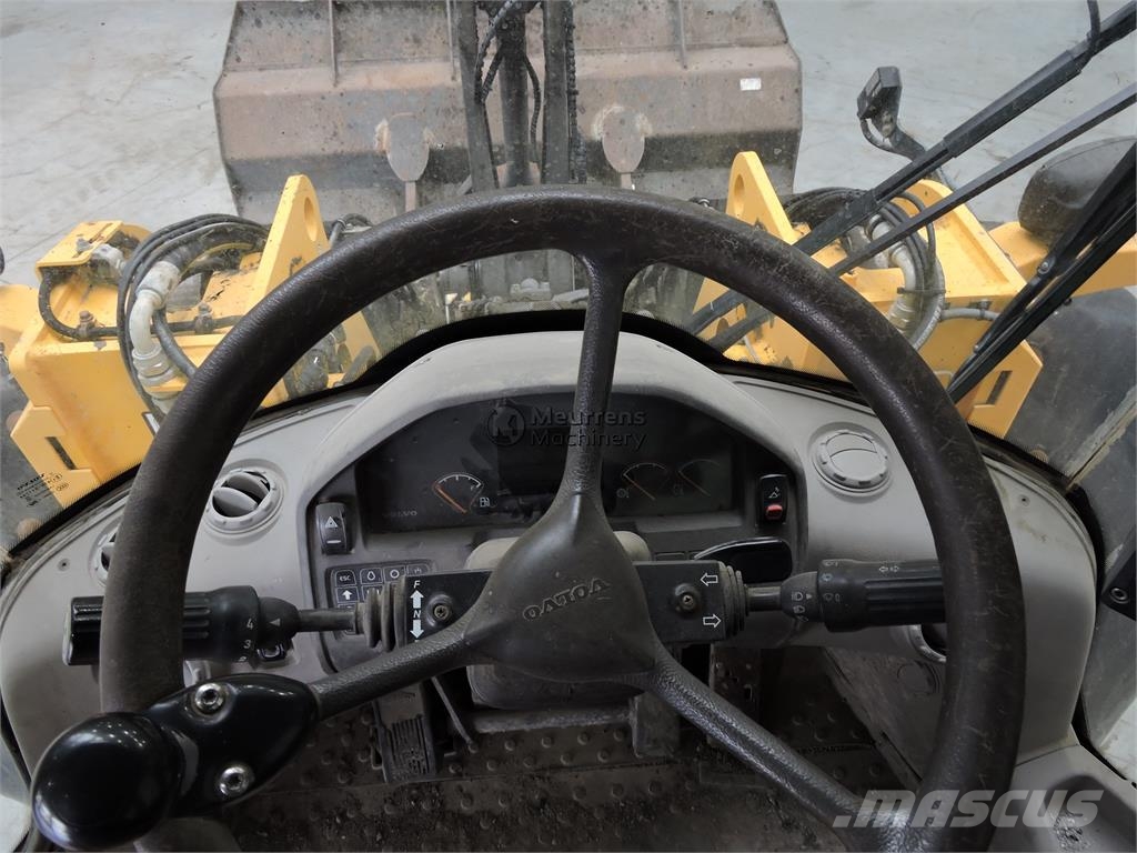 Volvo L120F Sw/3rd function Hjullastere