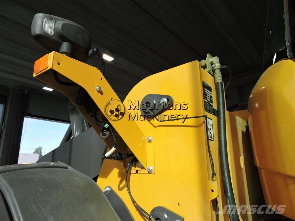 Volvo L120H Kolesni nakladalci