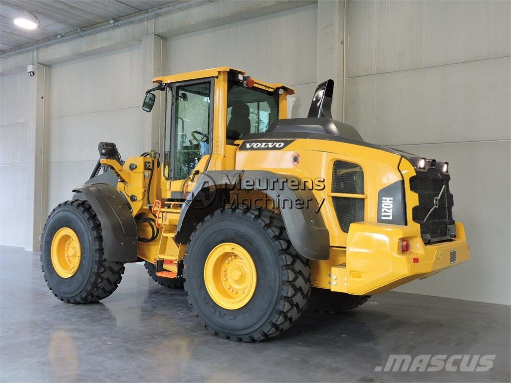 Volvo L120H Kolesni nakladalci