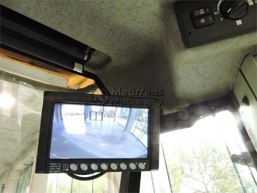 Volvo L120H Kolesni nakladalci