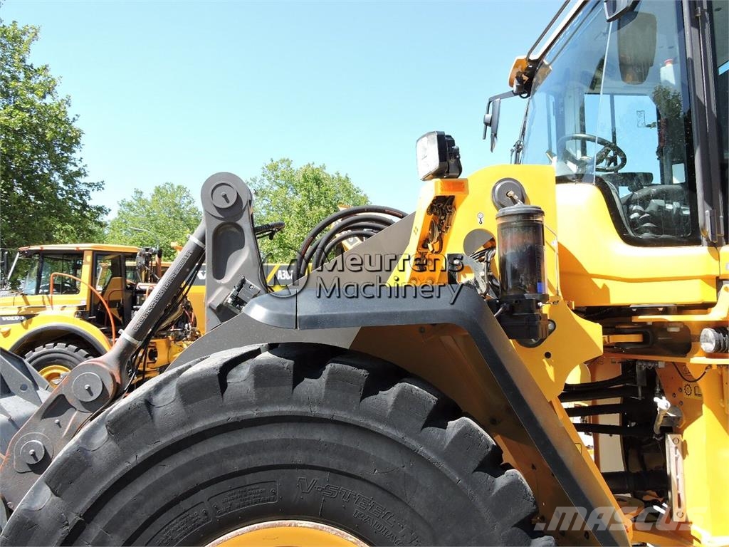 Volvo L150H لوادر بعجل
