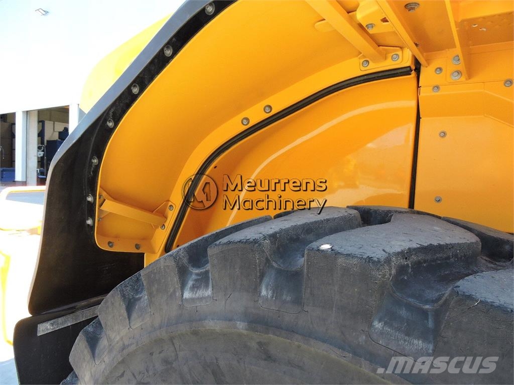 Volvo L150H لوادر بعجل