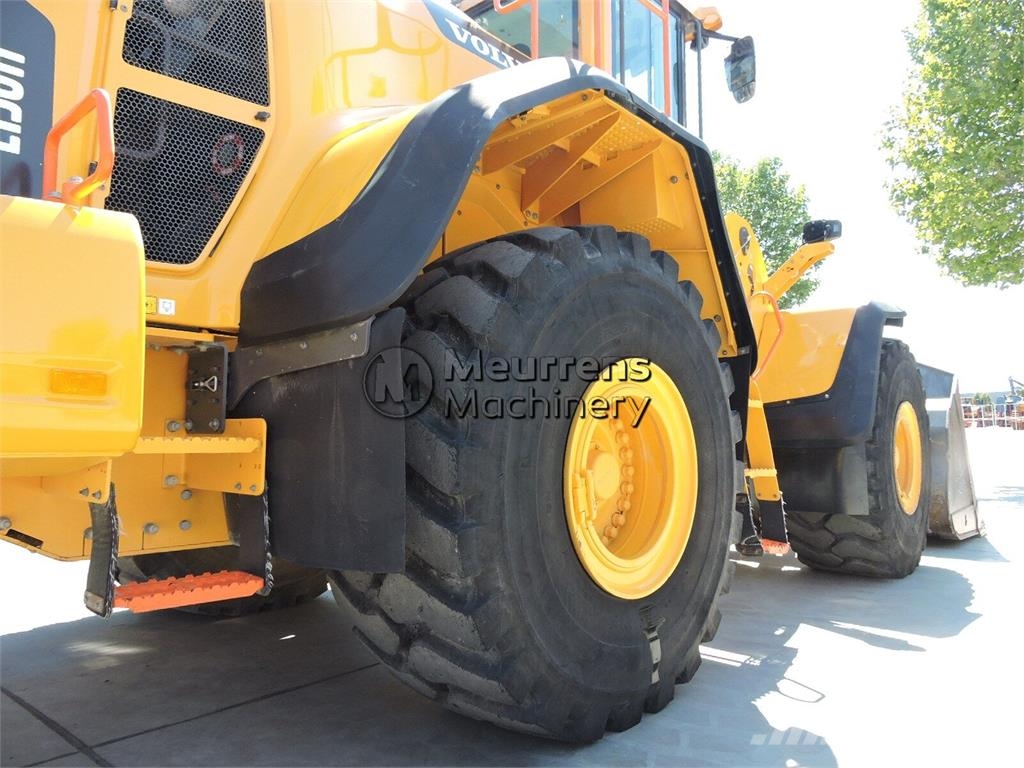 Volvo L150H لوادر بعجل