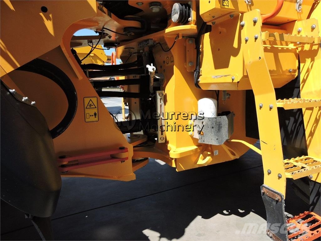 Volvo L150H لوادر بعجل