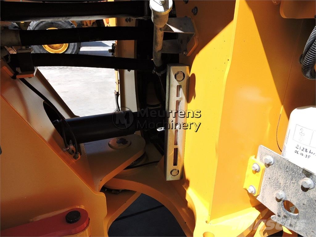Volvo L150H لوادر بعجل