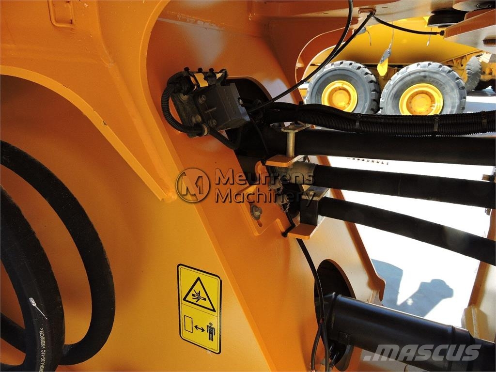 Volvo L150H لوادر بعجل