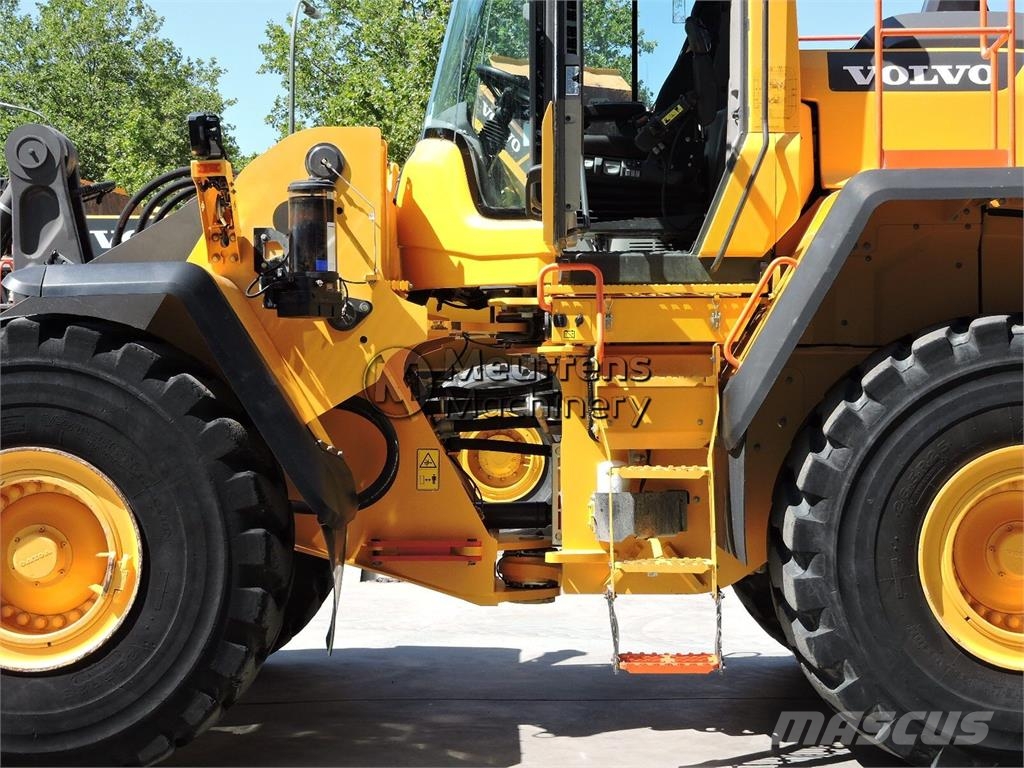 Volvo L150H لوادر بعجل