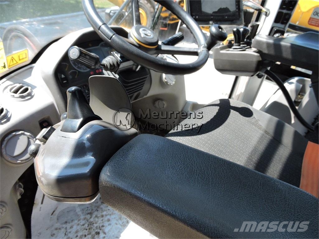 Volvo L150H لوادر بعجل
