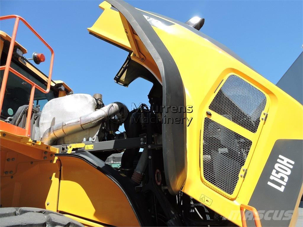 Volvo L150H لوادر بعجل