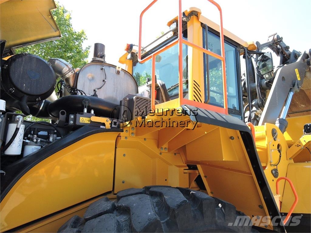 Volvo L150H لوادر بعجل