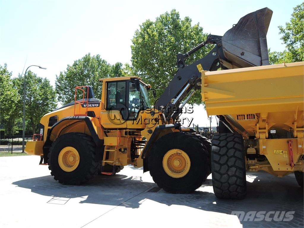Volvo L150H لوادر بعجل