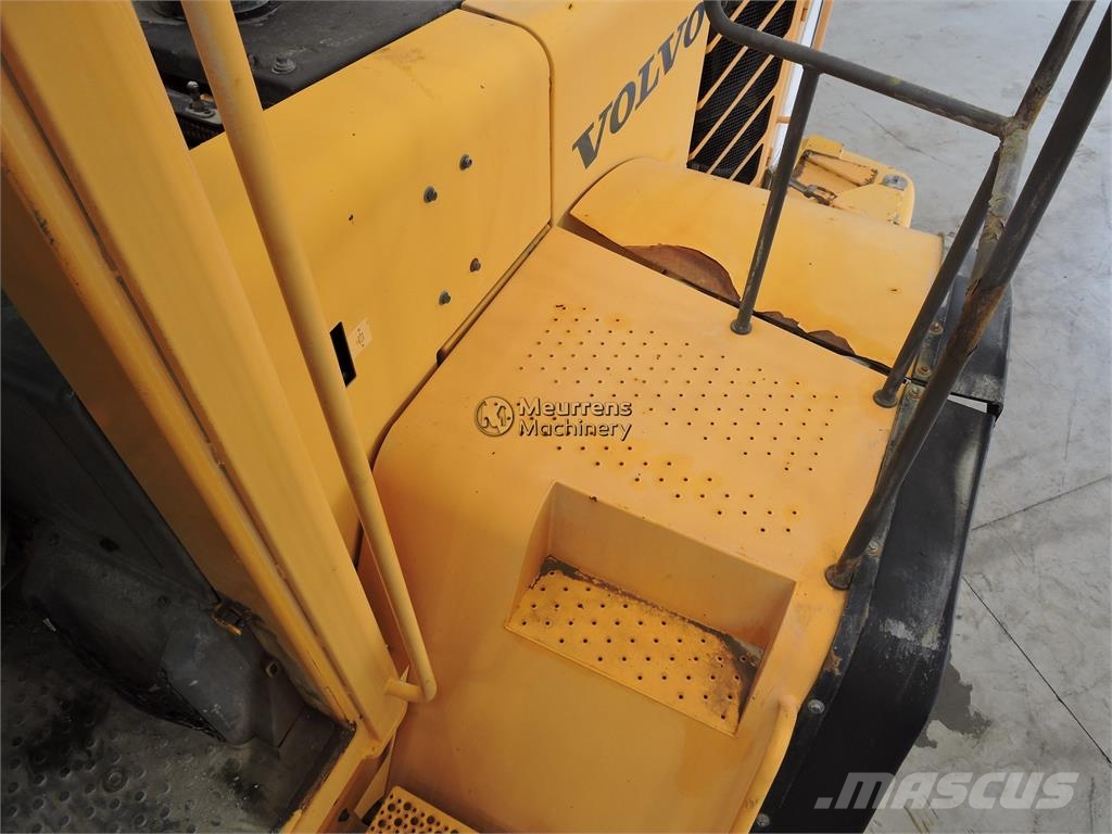 Volvo L180E Wielladers