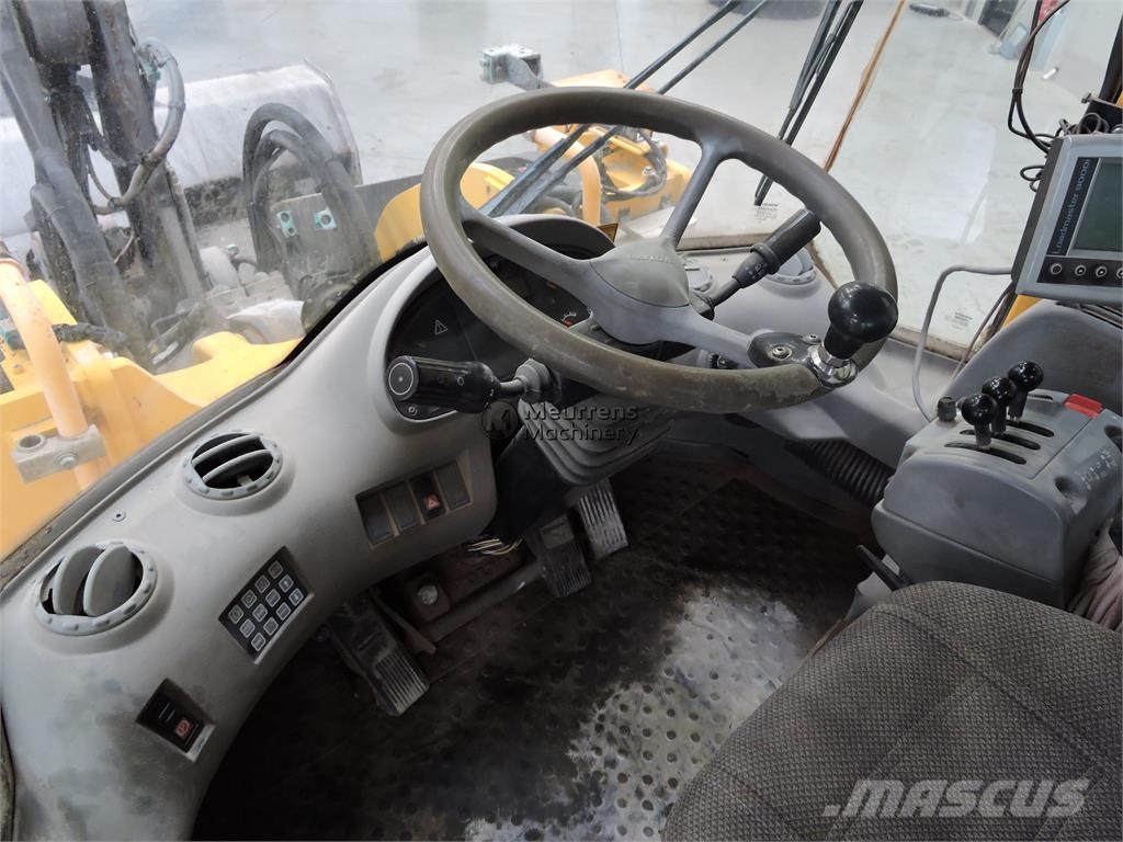 Volvo L180E Wielladers