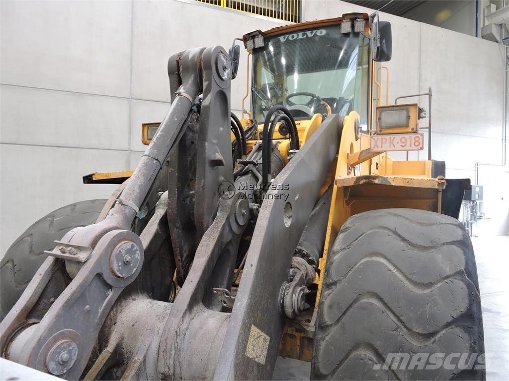 Volvo L180E Belgium Machine Iekrāvēji uz riteņiem
