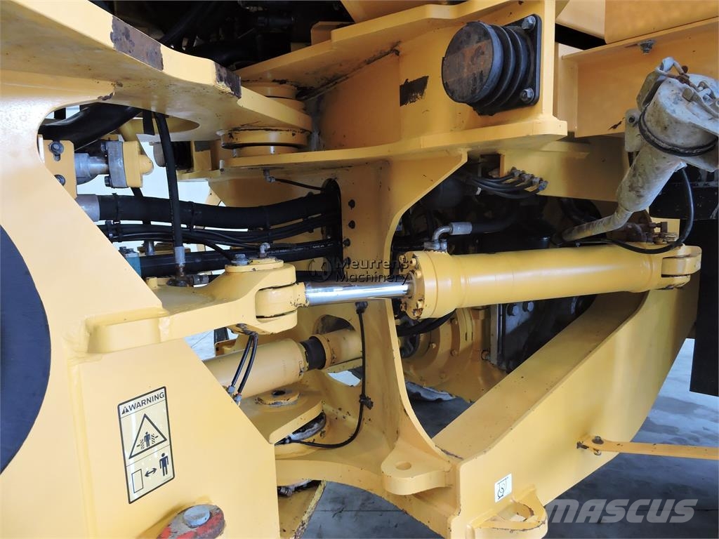 Volvo L180E Belgium Machine Iekrāvēji uz riteņiem