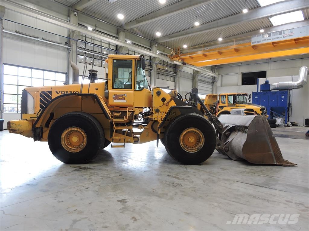Volvo L180E Belgium Machine Iekrāvēji uz riteņiem