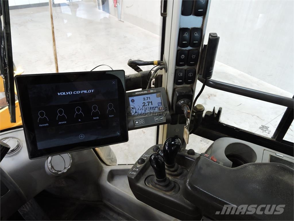 Volvo L180H CDC Kolesni nakladalci